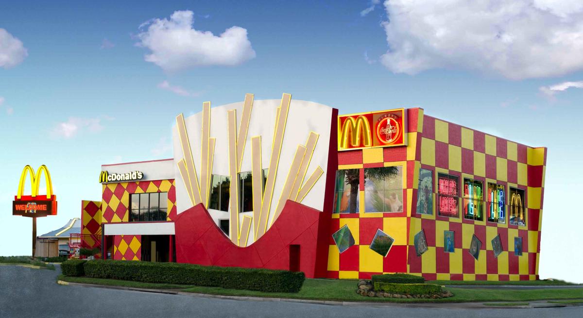 McDonald's World's Largest Entertainment McDonald's & PlayPlace in
