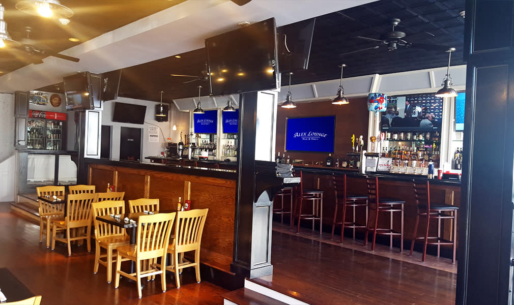 Alex Lounge Bar & Grill