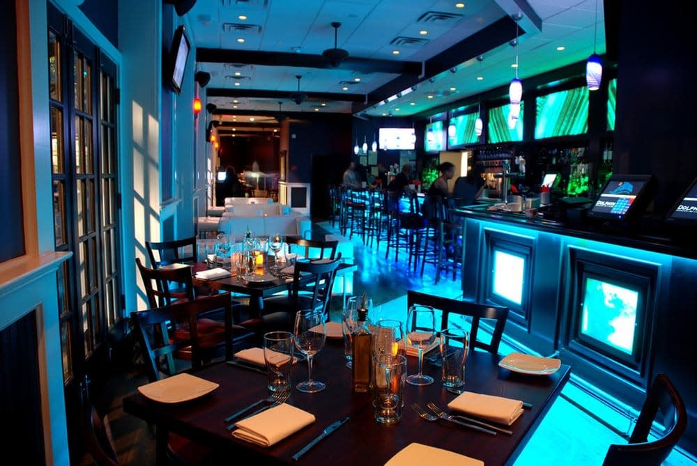 Dolphin Restaurant Bar Lounge