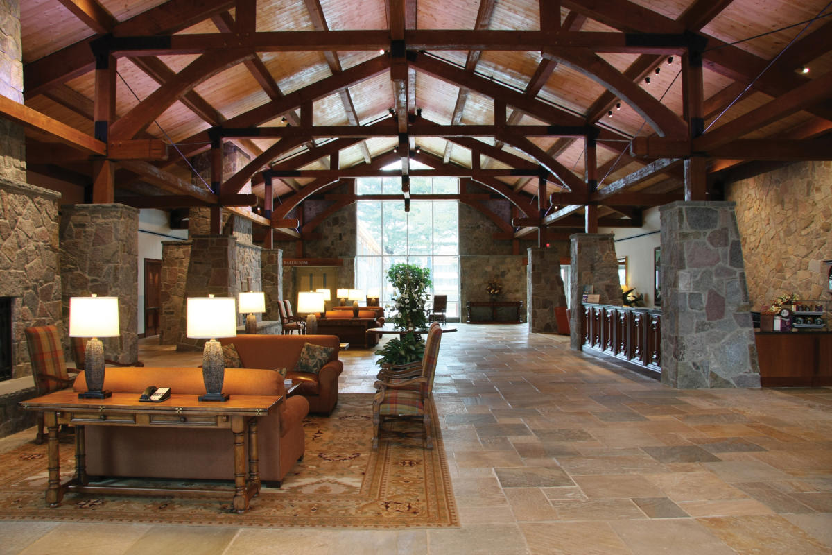 Sleepy Hollow Hotel & Conference Center