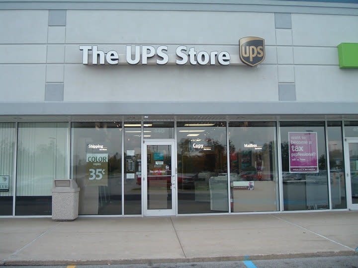 The UPS Store (Lafayette)