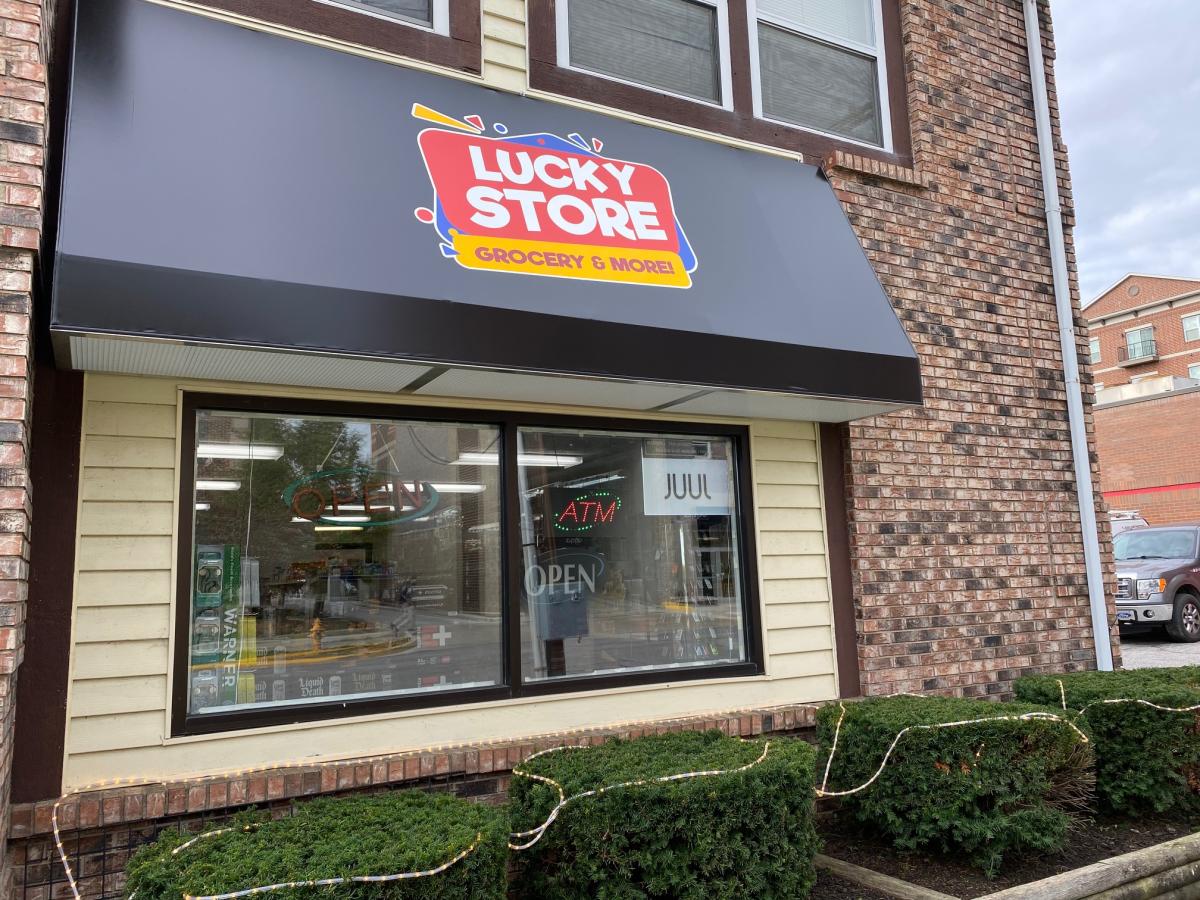 Lucky Store Grocery