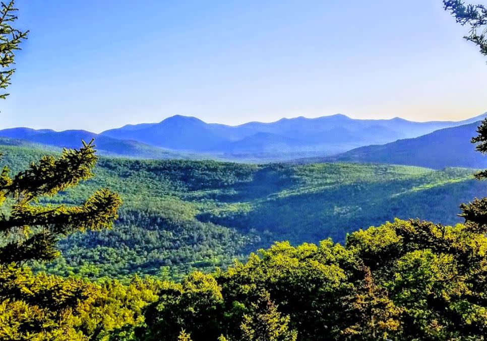 Boulder Loop Trail Albany, NH