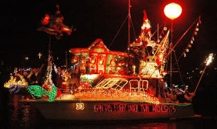 Nc Holiday Flotilla At Wrightsville Beach