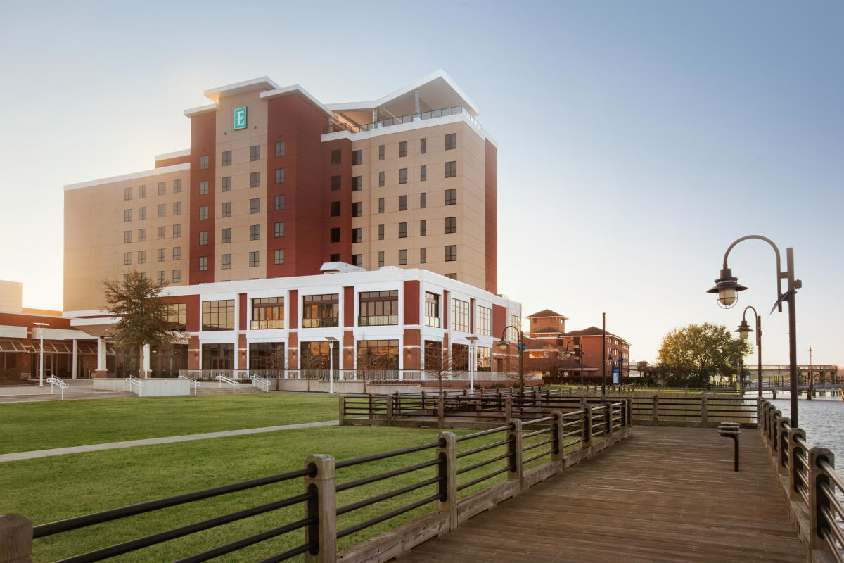 Embassy suites wilmington riverfront hotel wilmington nc 28401
