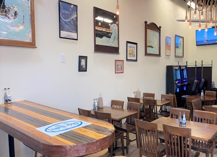 Salty's Restaurant & Pub Carolina Beach, NC 28428