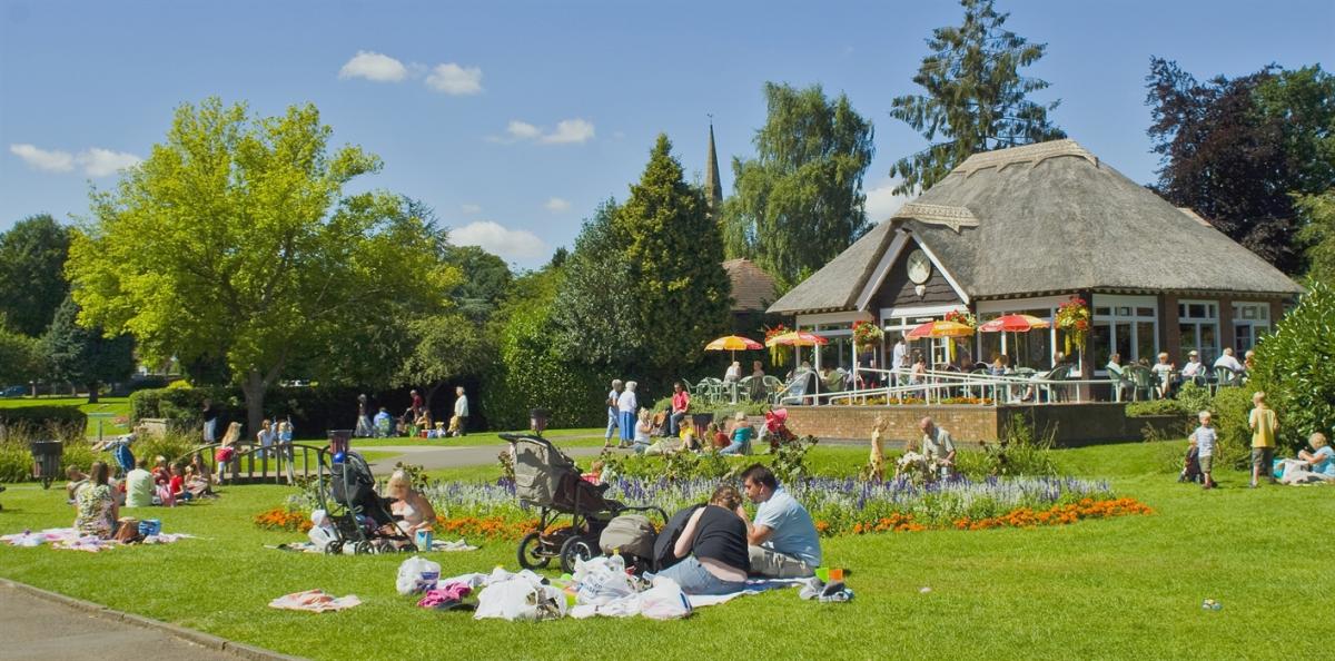 Relax in St Nicholas Park in Warwick