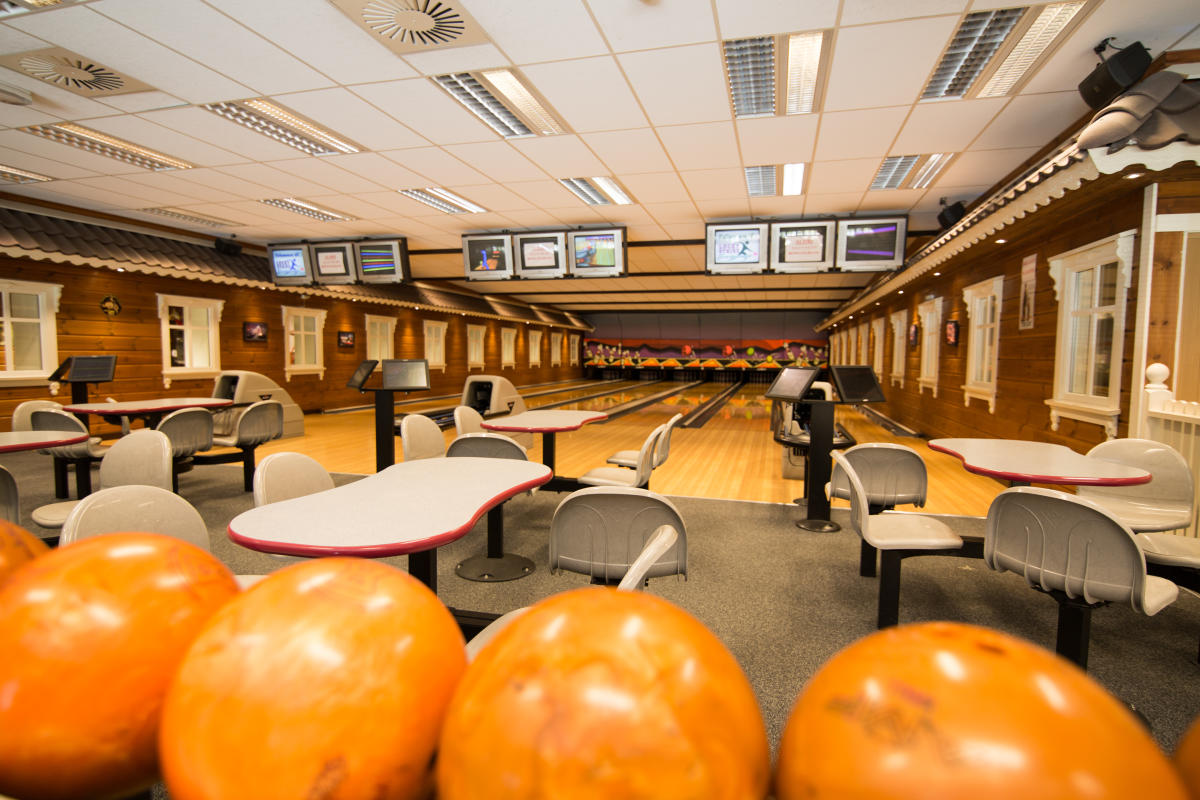 Lucky Strike Bowling centre