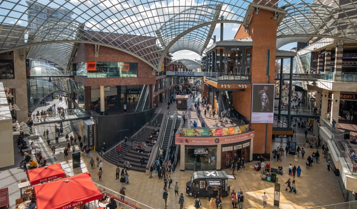 Hollister cribbs causeway outlet