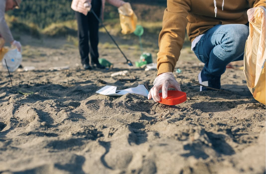 The Great British Beach Clean in Devon - Croyde Bay! - Visit Devon