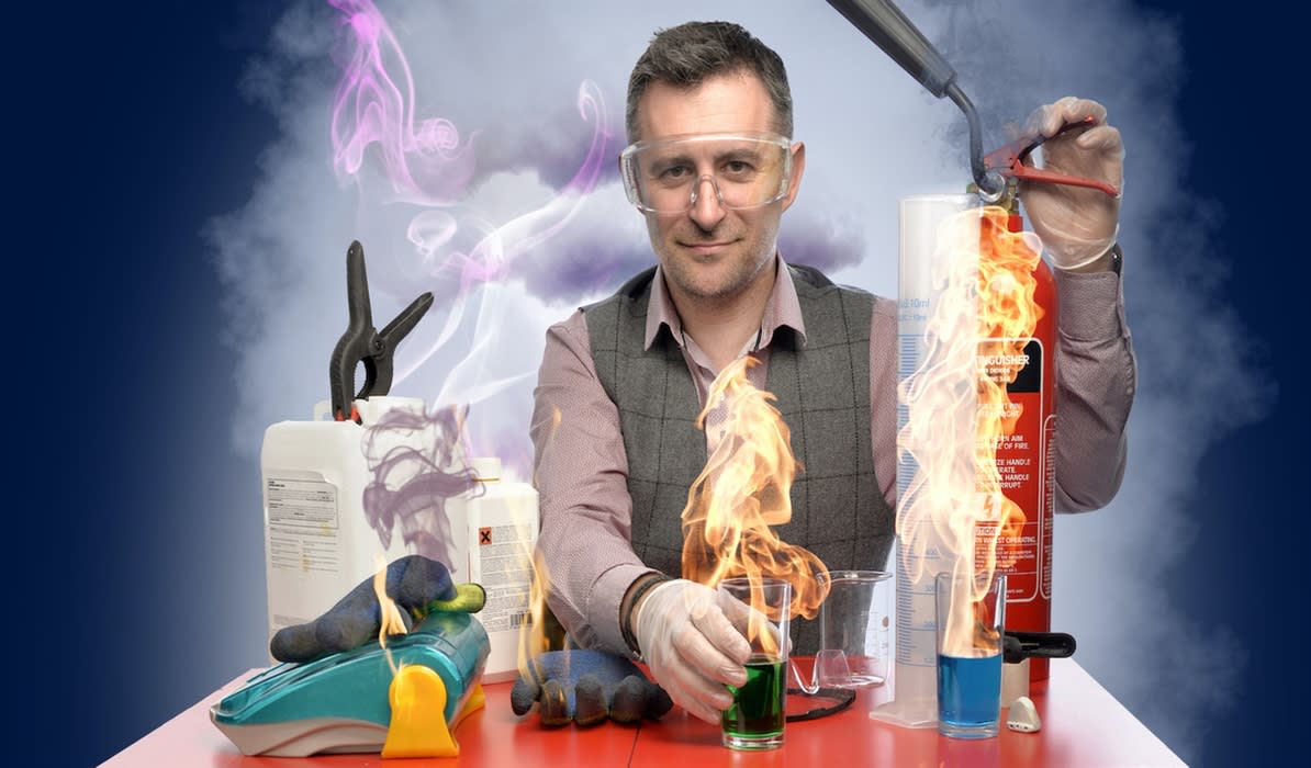 Mark Thompson's Spectacular Science Show at The Redgrave Theatre