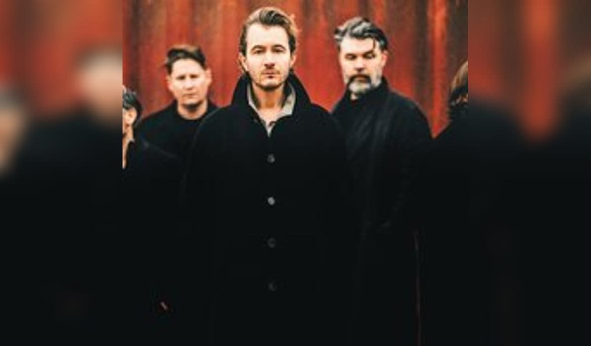 Editors: Matinee Stripped Back Performance