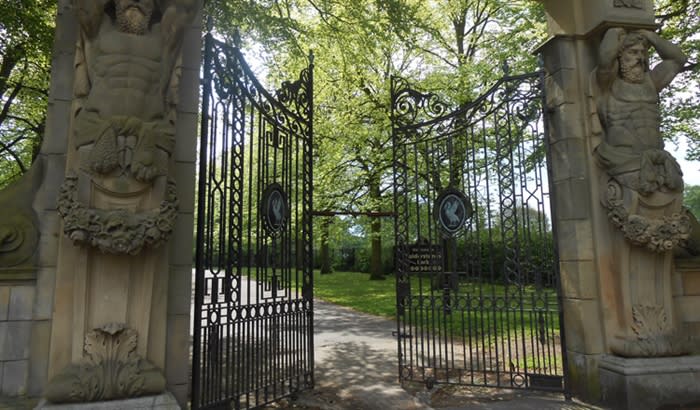 Calderstones Park