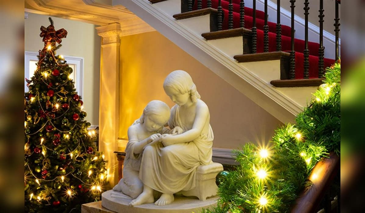 Christmas Pitter Patter Painters