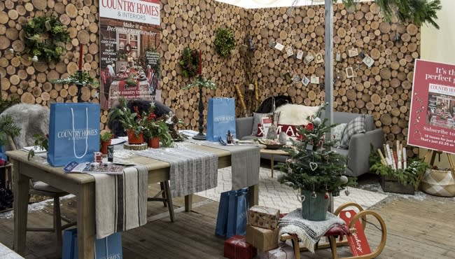 Country homes and interiors christmas stonor