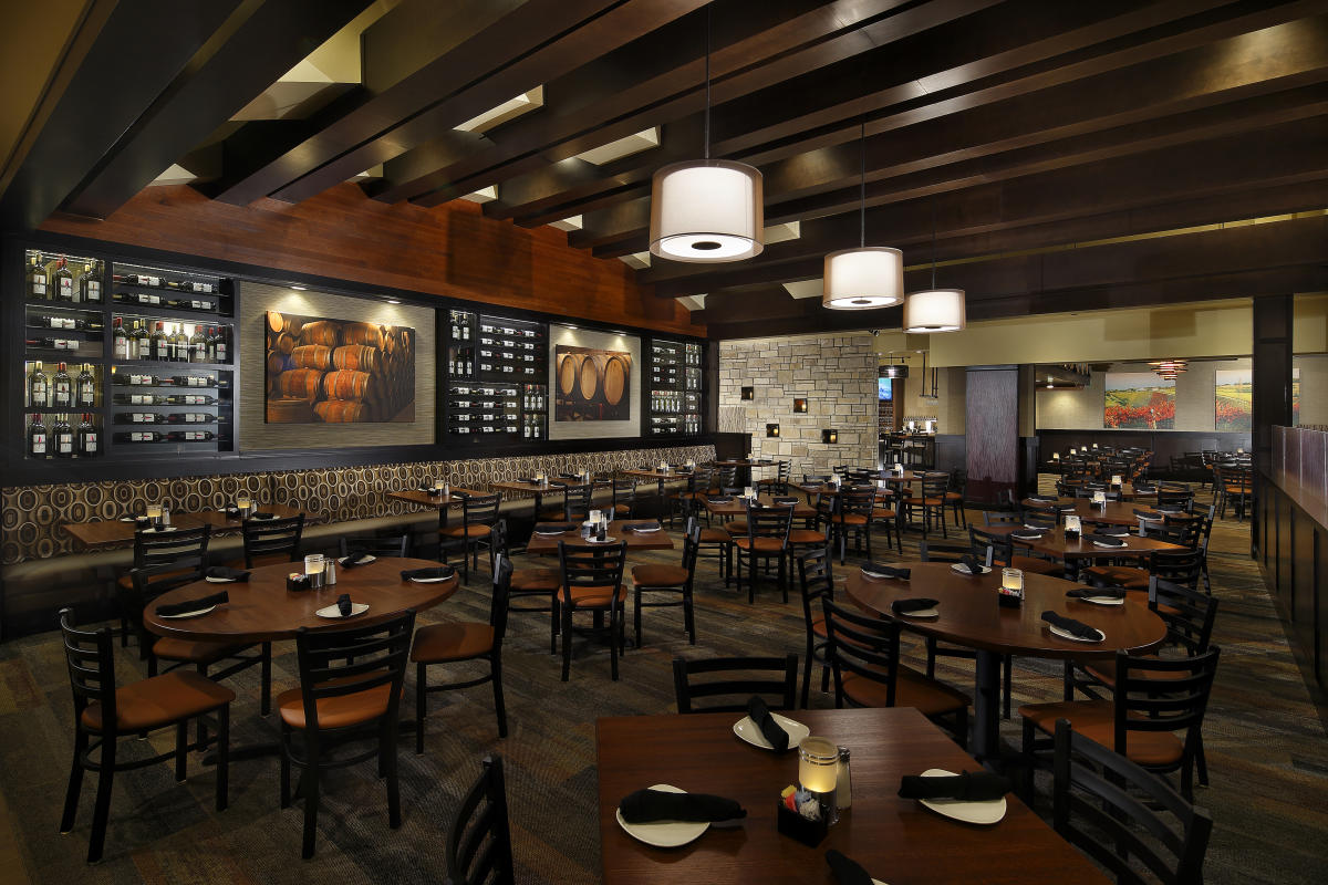 Cooper's Hawk Winery & Restaurant Orlando, FL 41034