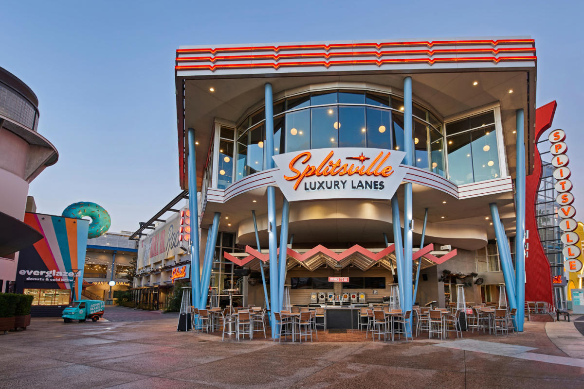 Splitsville Luxury Lanes at Disney Springs­™ West Side Lake Buena