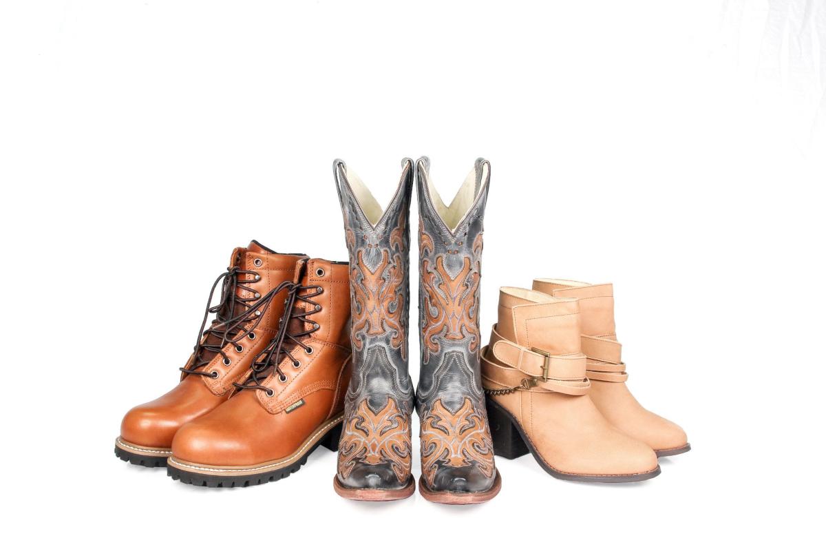 Boot Factory Outlet Orlando, FL 44240