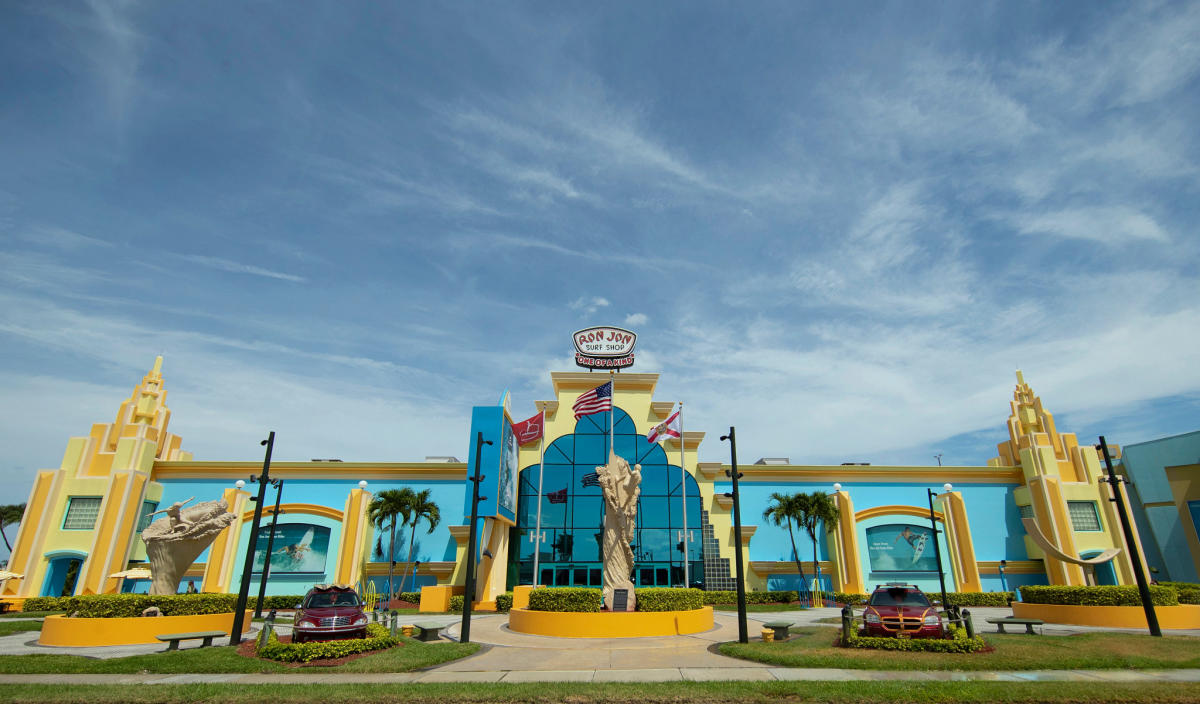 Long johns surf shop store