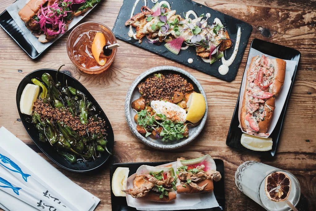 Domu | Orlando, FL | 57274