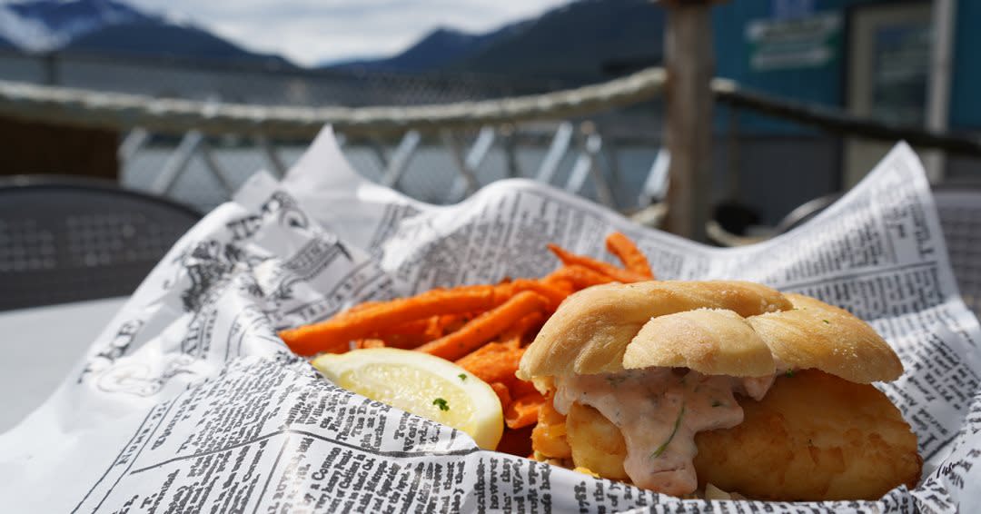 Alaska Fish & Chips Company at the Flight Deck