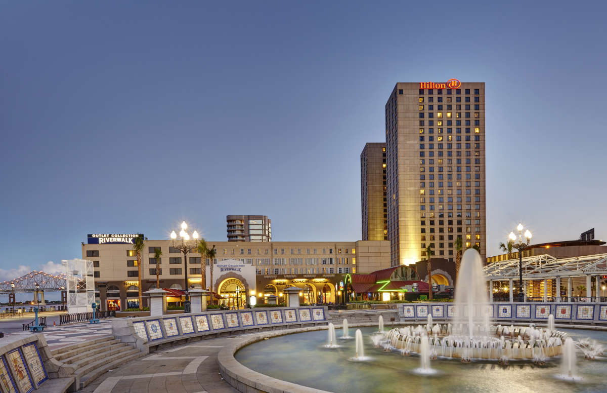how much is parking at hilton new orleans riverside