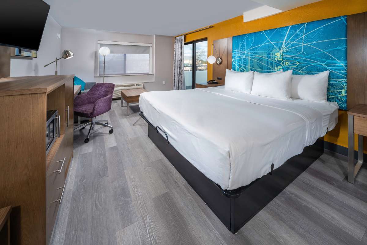 BEST WESTERN PLUS RALEIGH CRABTREE VALLEY HOTEL - Updated 2025 Prices ...