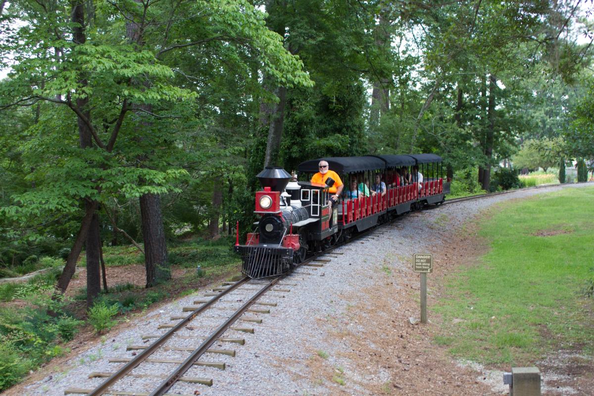 Noccalula Falls Park