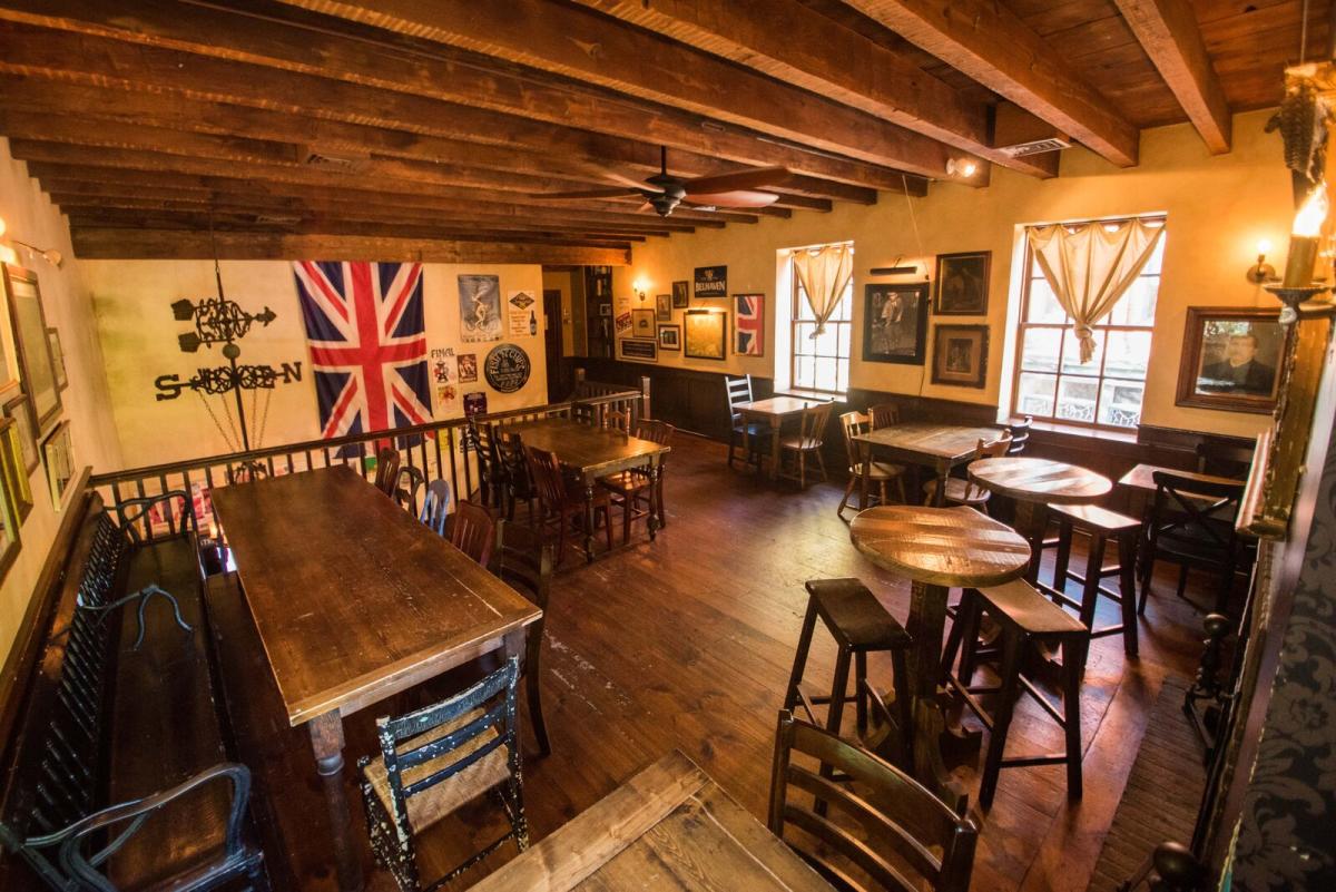 Olde English Pub Pantry