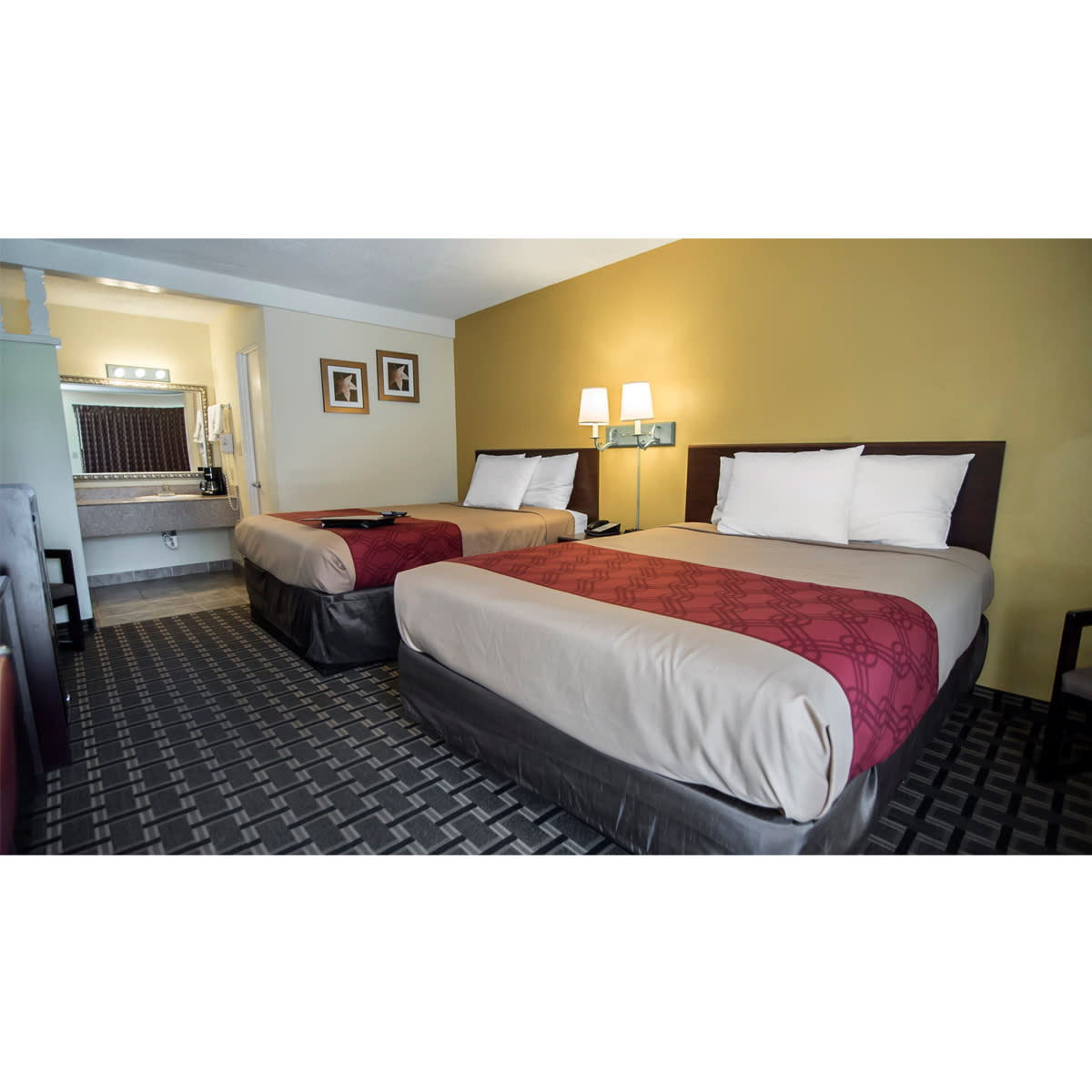 Econo Lodge Downtown University