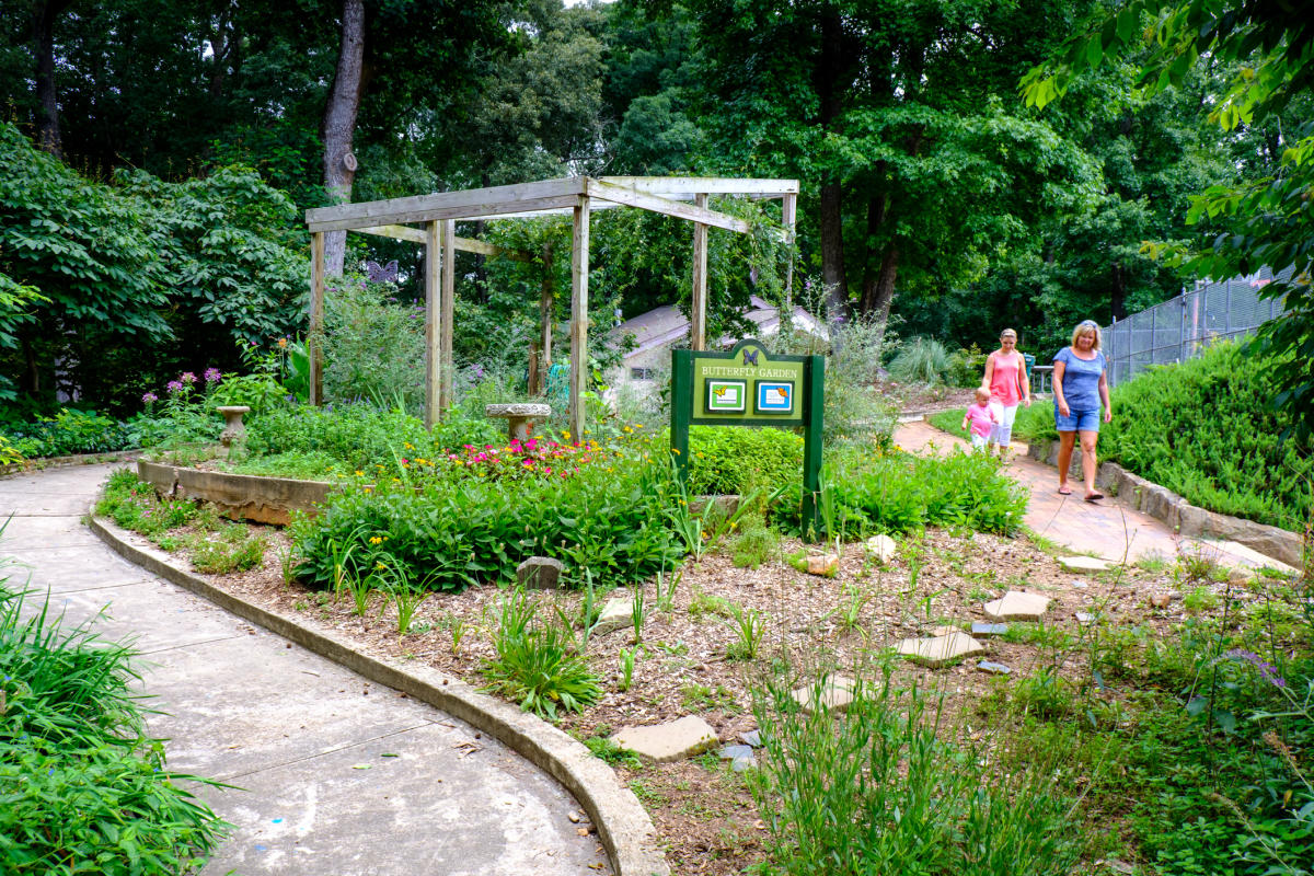 Memorial Park and Bear Hollow Zoo