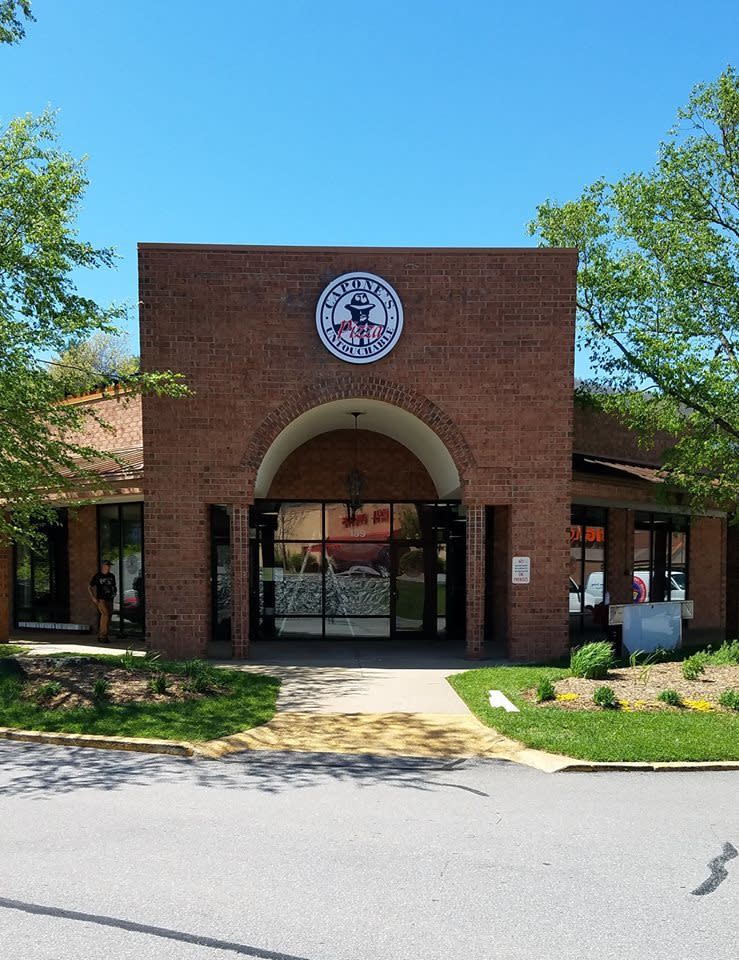 Capone S Pizza