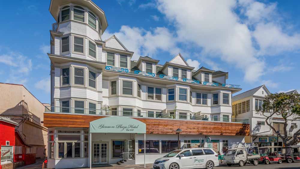 Glenmore Plaza Hotel