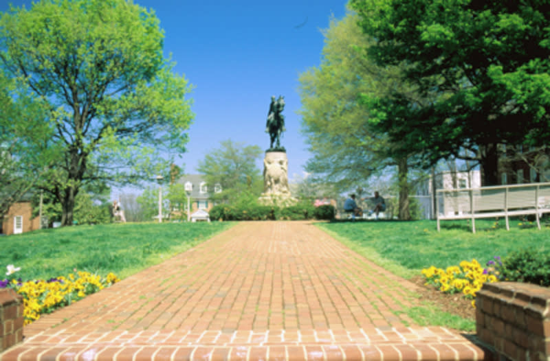 Court Square Park