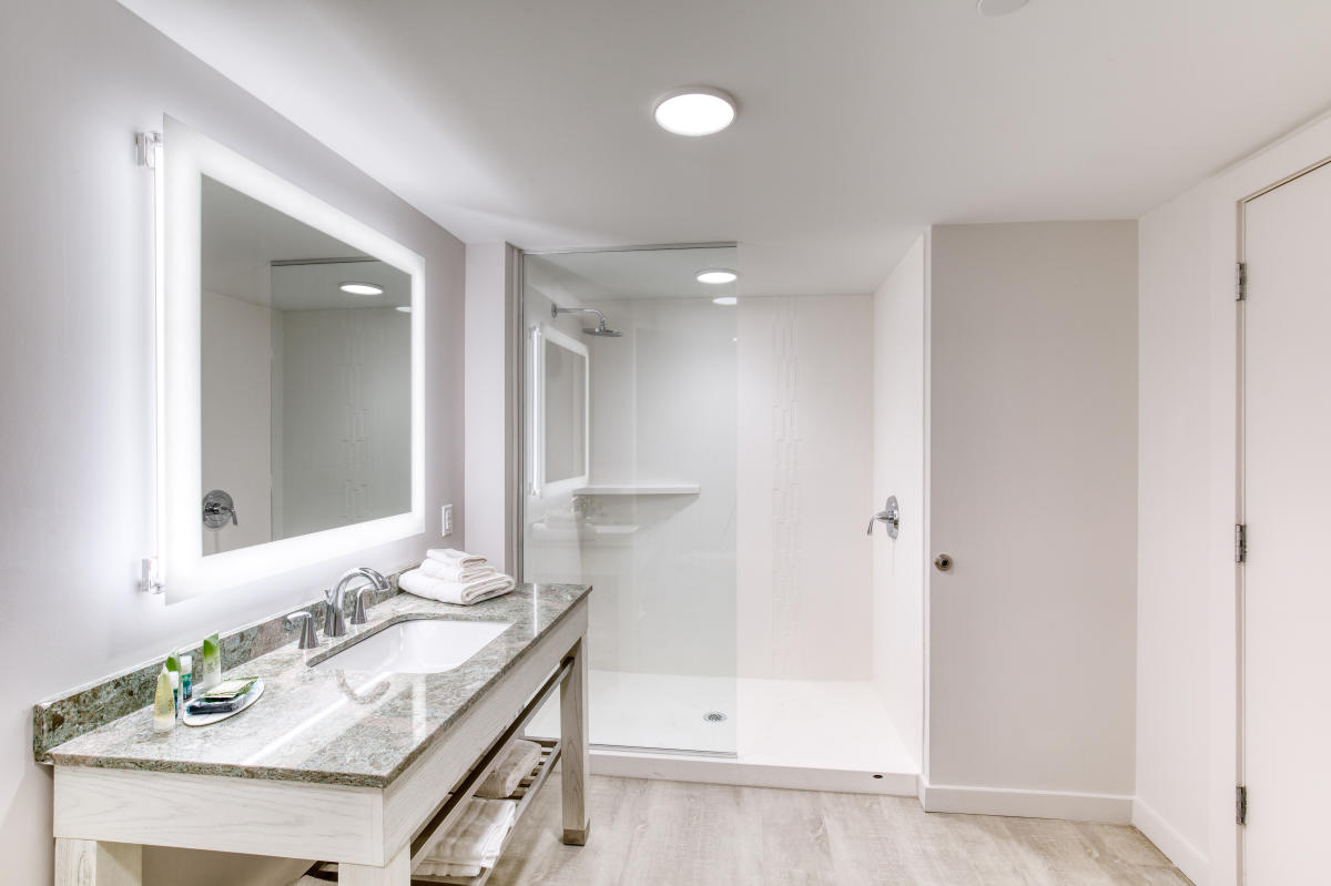 Daytona Grande Oceanfront Resort Daytona Beach, FL 32118