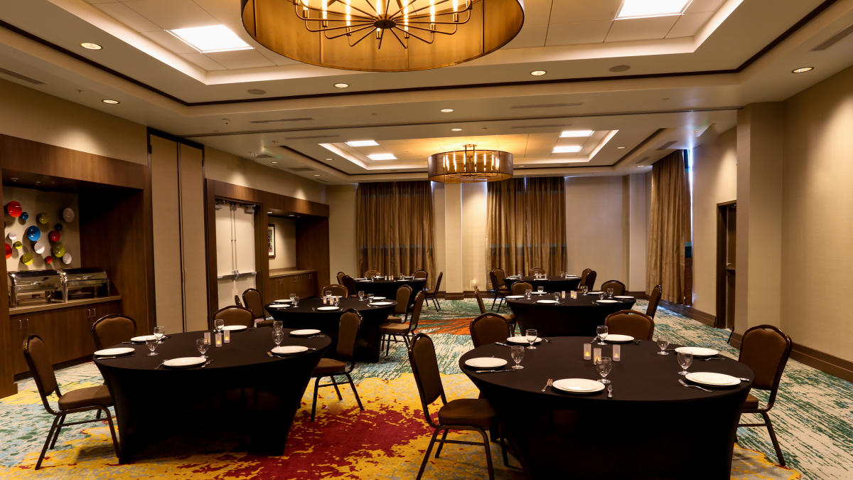 hilton hotels in arvada colorado