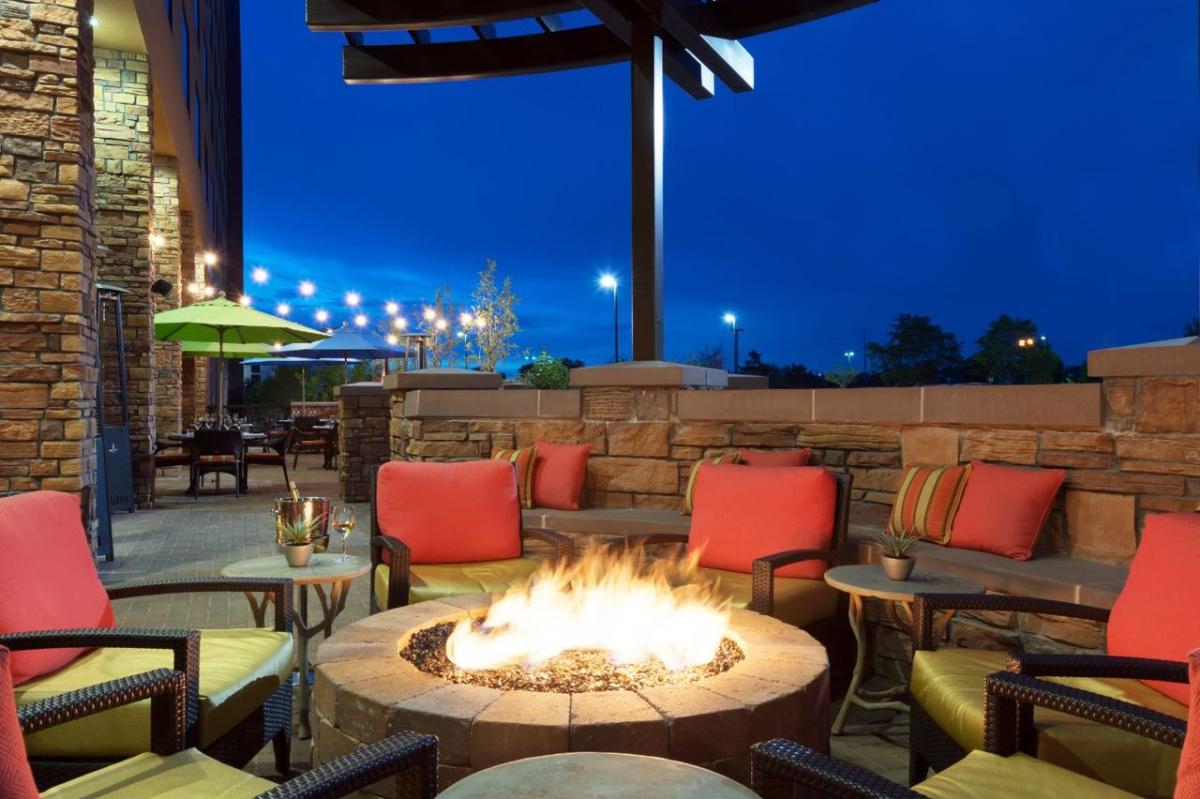 Tiller's Kitchen & Bar