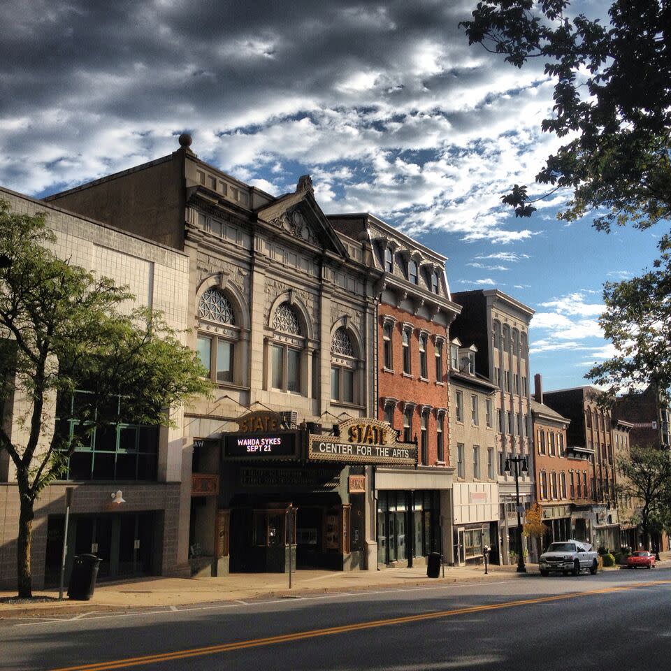Easton Main Street Initiative Easton, PA 18042