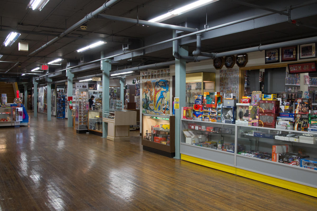 Merchants Square Mall Allentown, PA 18103