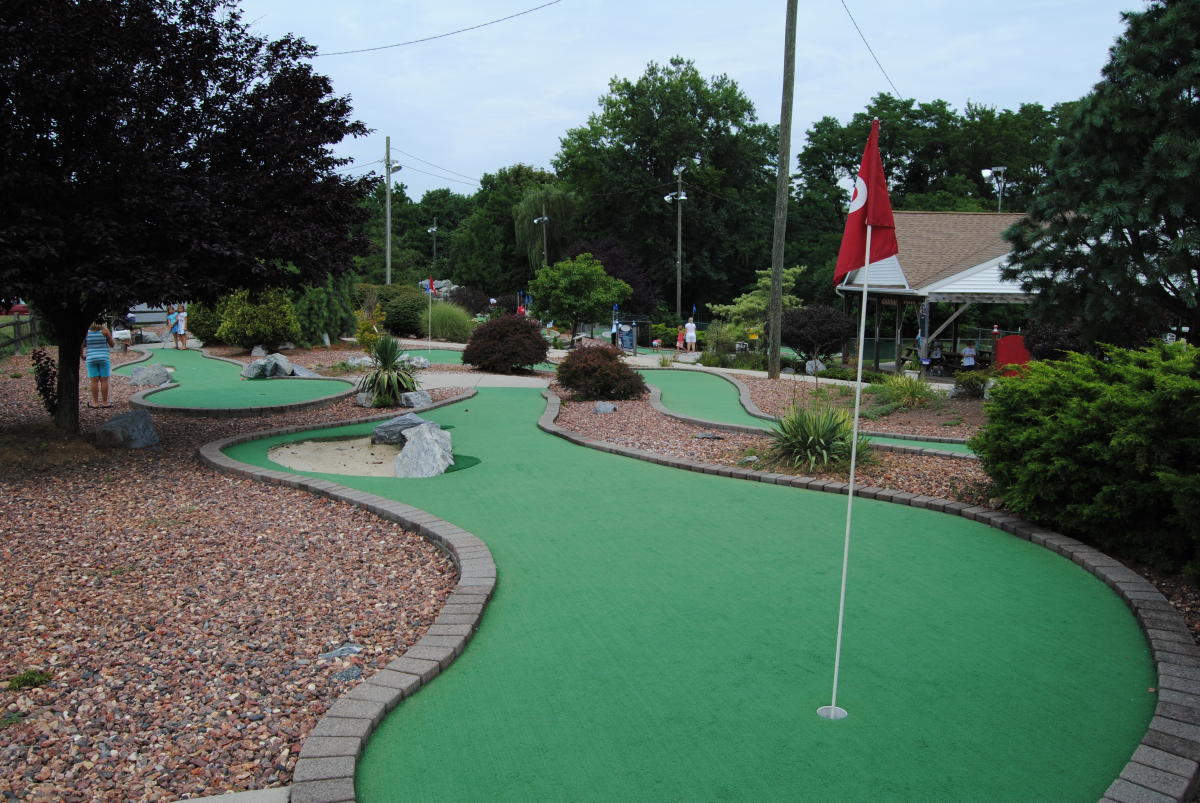 Putt U Miniature Golf Center Valley, PA 18034