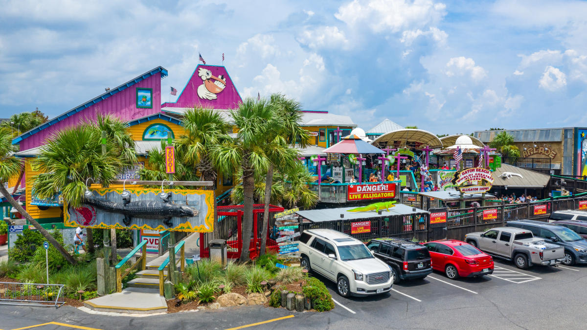 Fudpucker's Beachside Bar & Grill Destin, FL