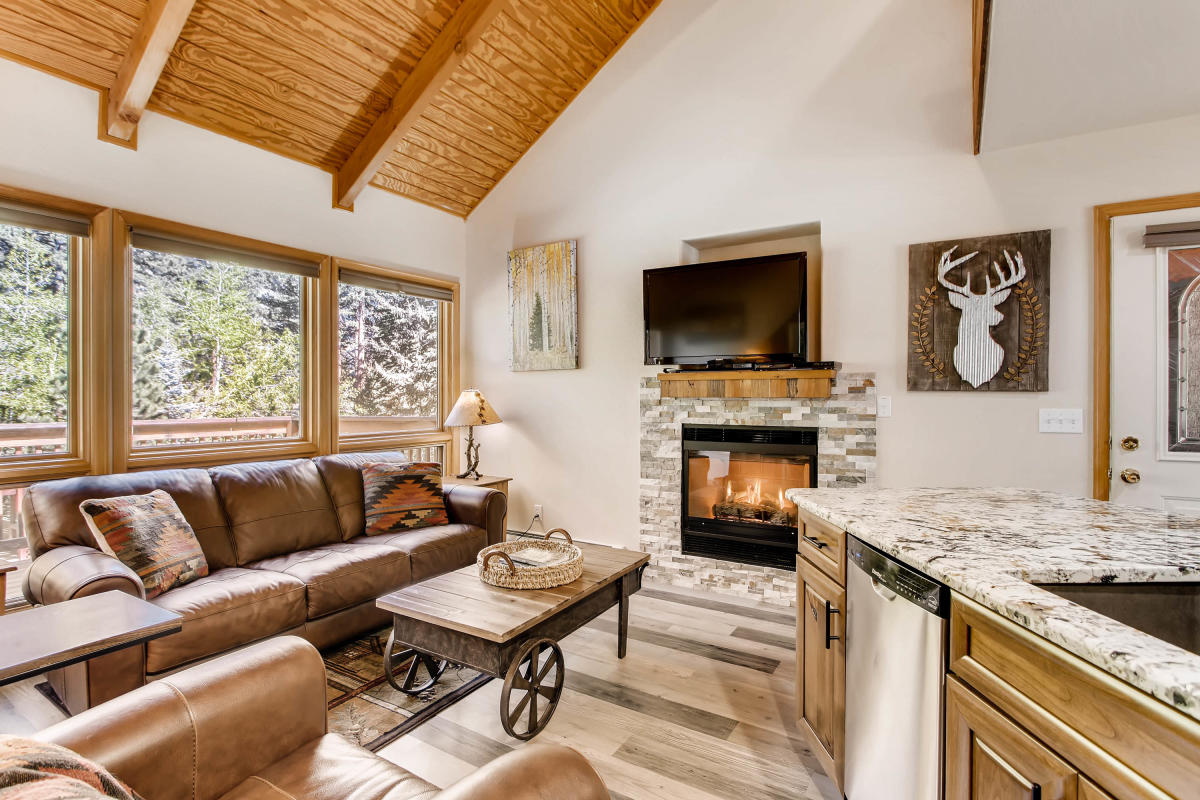 Estes Park Condos Creekside Suites Bugle Pointe Antlers Pointe