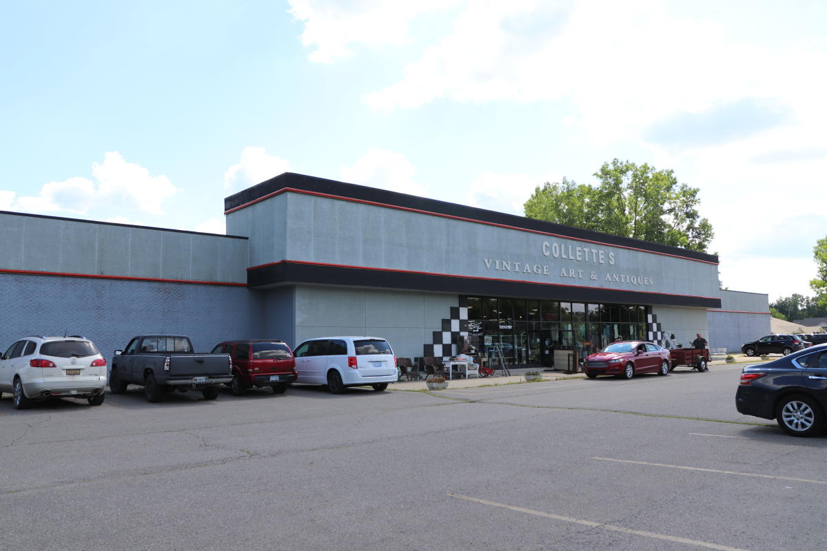 Collette'S Vintage & Antique Mall
