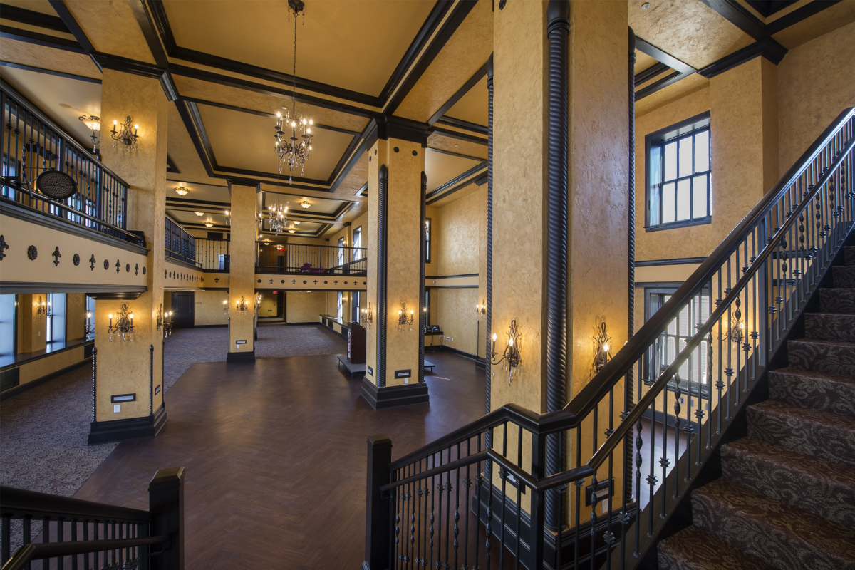 Rent the Fort Wayne Embassy Theatre