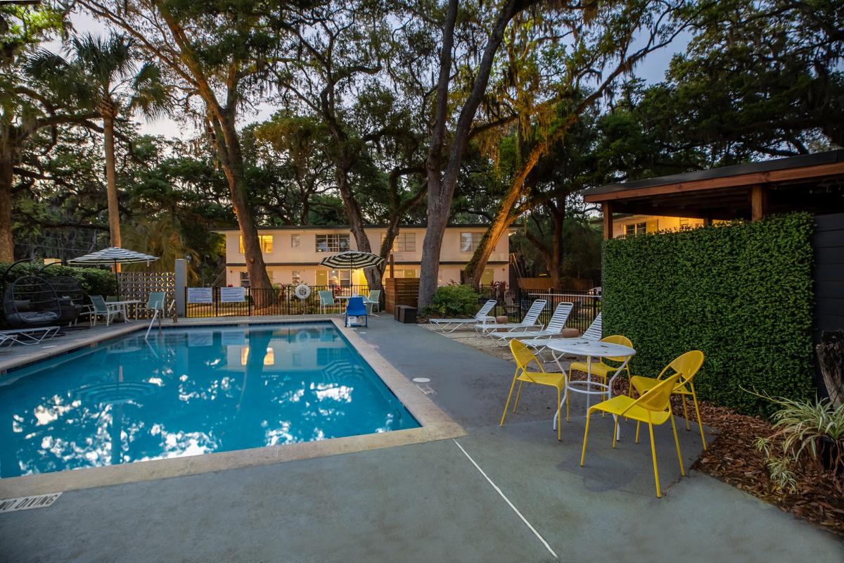 Queens Court Inn St Simons Island GA 31522