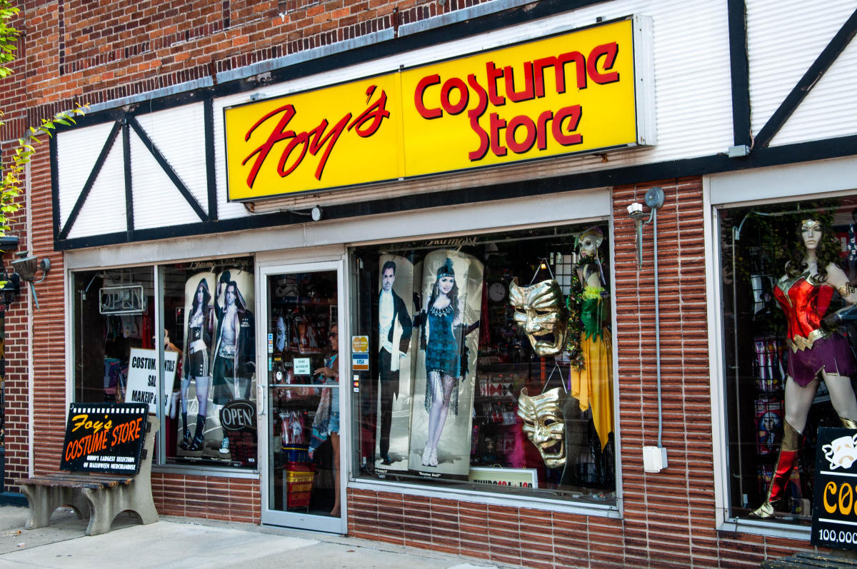 Foy's Adult Costume Store