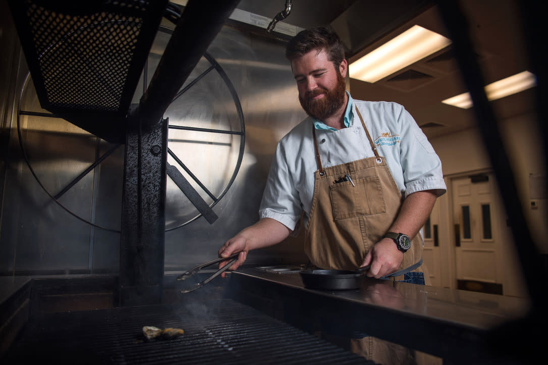 White Pillars Restaurant Biloxi, MS 39530