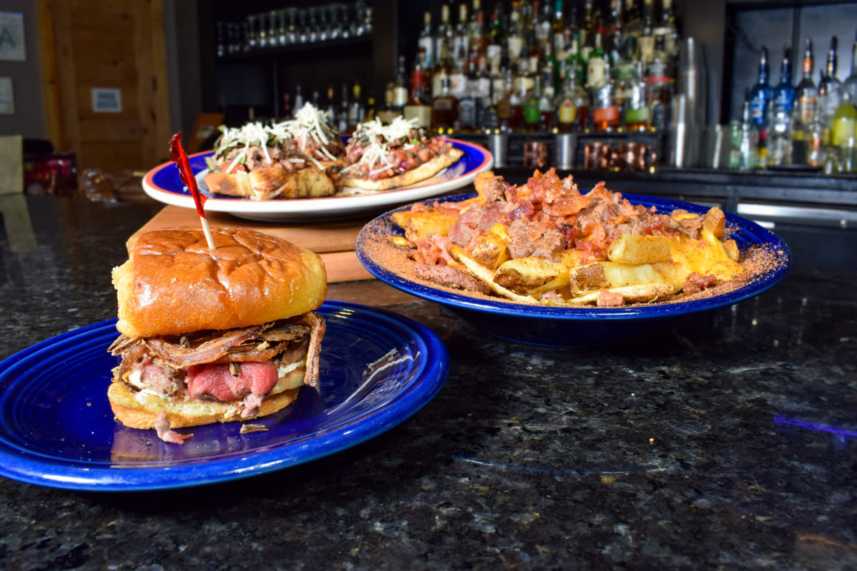 Doe's Eat Place Biloxi, MS 39530