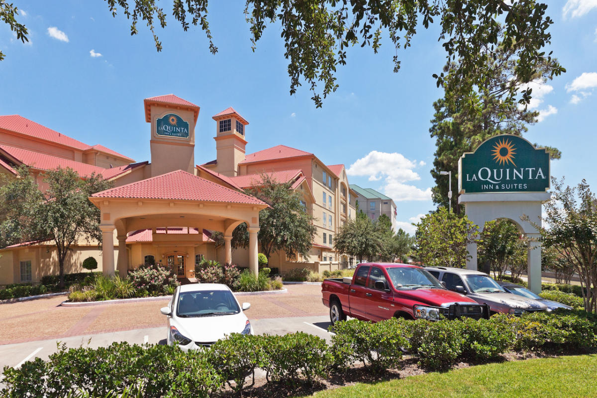La Quinta Inn And Suites Bush Intercontinental Airport