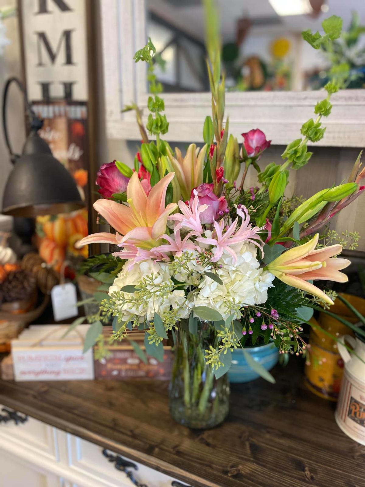 Creative Cousins Florist & Gifts